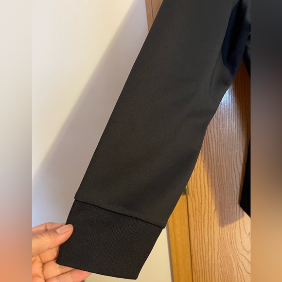 Black crew neck sweatshirt - Picture 5 of 8